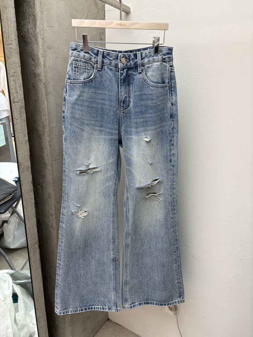 Verbena韓國代購女士新款推薦休閑職業人氣熱賣牛仔褲破洞Verbena牛仔褲
