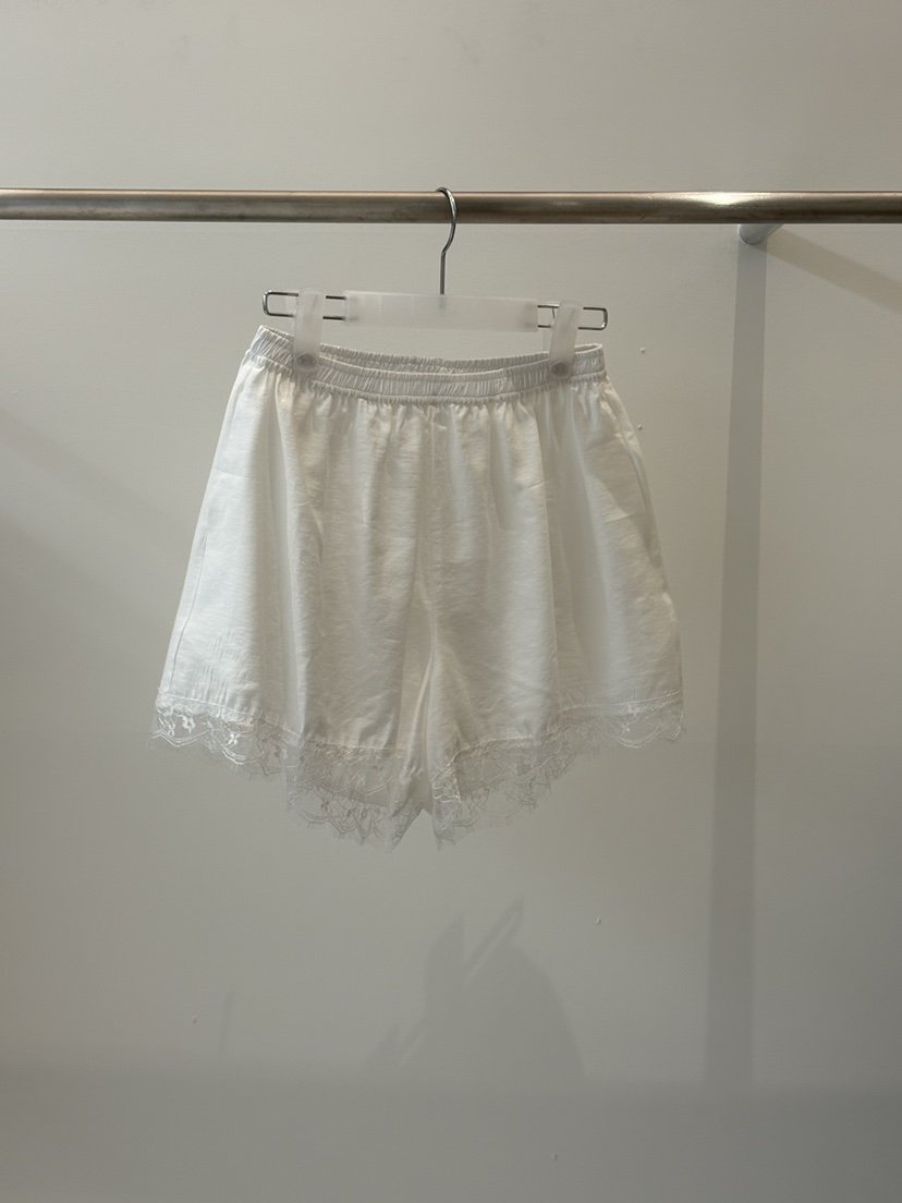 THERE韓國直郵實拍女士新款推薦職業時尚人氣熱賣短褲蕾絲THERE短褲