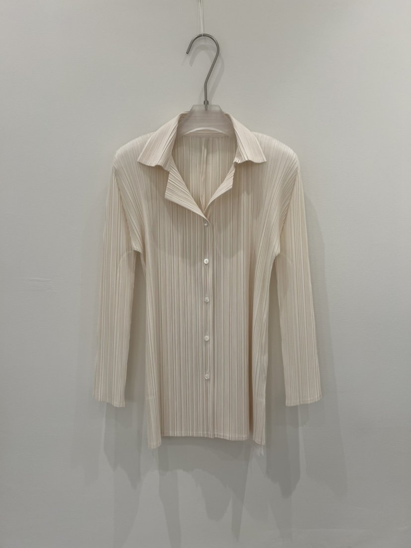 JANIE/NIA韓國代購女士新品時尚襯衫蕾絲衫羊毛開衫紐扣JANIE/NIA襯衫/蕾絲衫