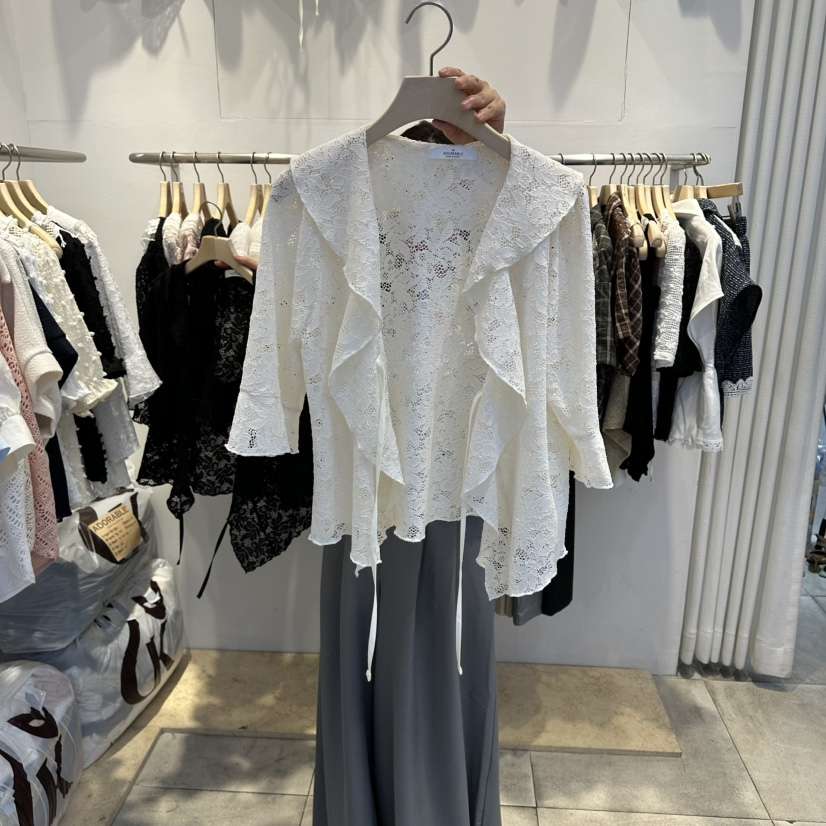 LADYBUG/ADORABLE東大門直郵女裝新品真品襯衫蕾絲衫不含內搭蕾絲開衫LADYBUG/ADORABLE襯衫/蕾絲衫