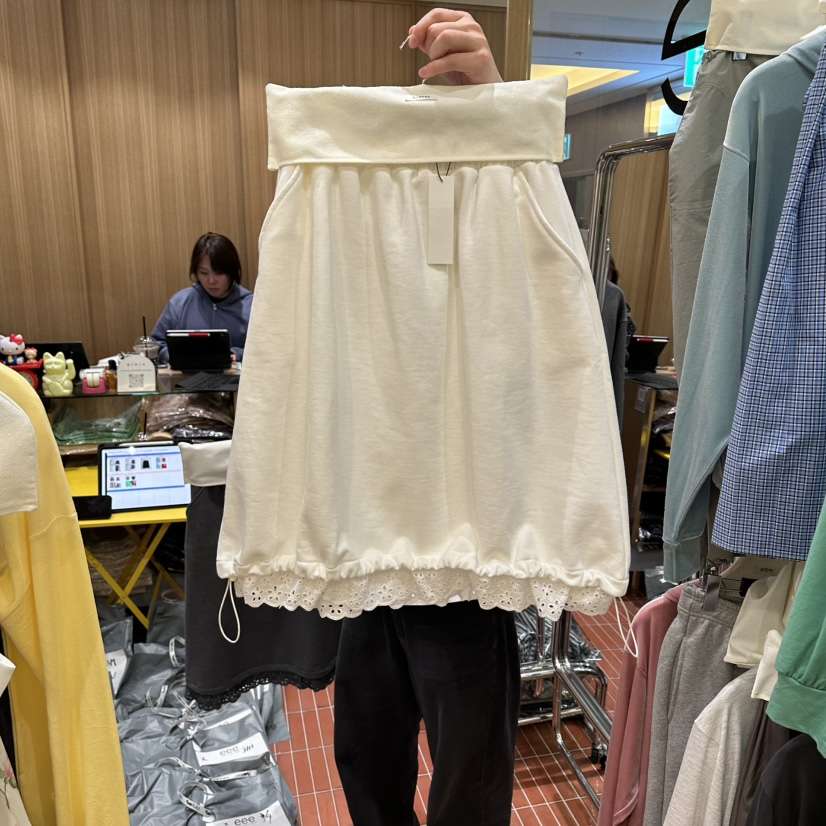 E/E/E韓國代購女士新品休閑真品人氣時尚推薦半身裙中短裙E/E/E半身裙/中短裙