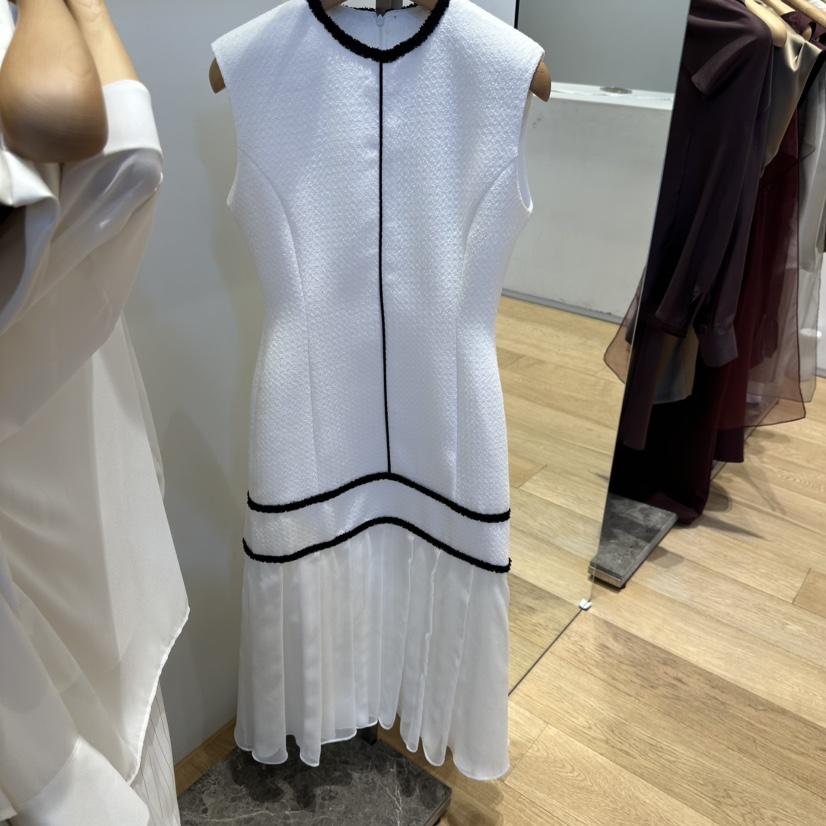 VAN NZILL東大門代購女士新款時尚人氣26春夏推薦連衣裙VAN NZILL連衣裙