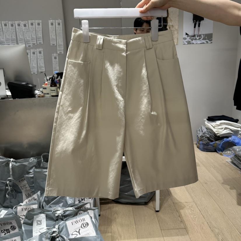 FAVOR-P韓國直郵實拍女士新品人氣推薦時尚職業熱賣短褲FAVOR-P短褲