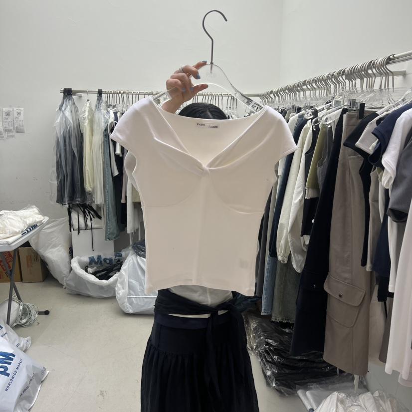 PADO韓國直郵女裝新品時尚休閑26春夏熱賣推薦職業人氣T恤PADOT恤