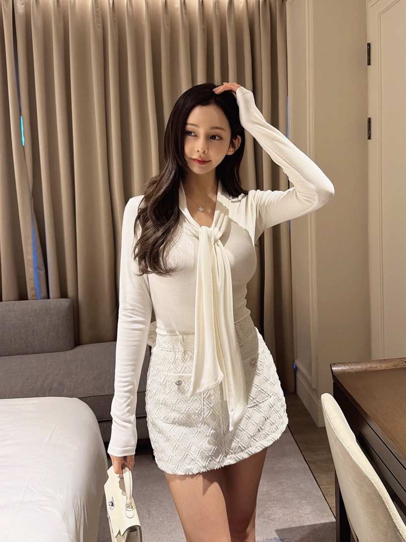 CLOTH韓國東大門直郵女裝新款推薦時尚26春夏職業長袖T恤CLOTH長袖T恤