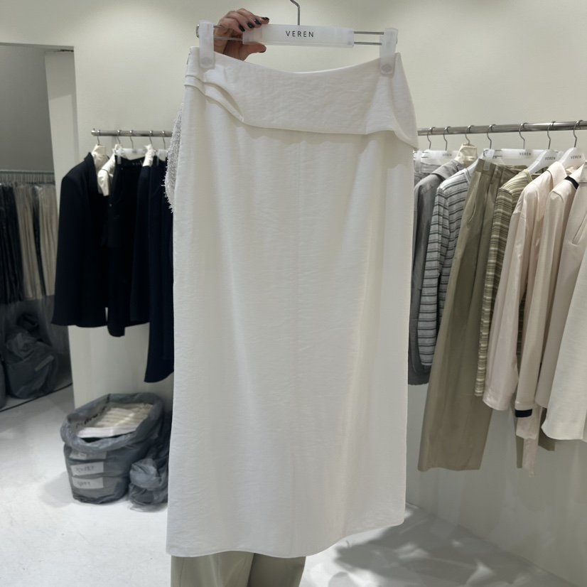 VEREN韓國代購女裝新品時尚26春夏熱賣推薦人氣休閑職業長裙VEREN長裙