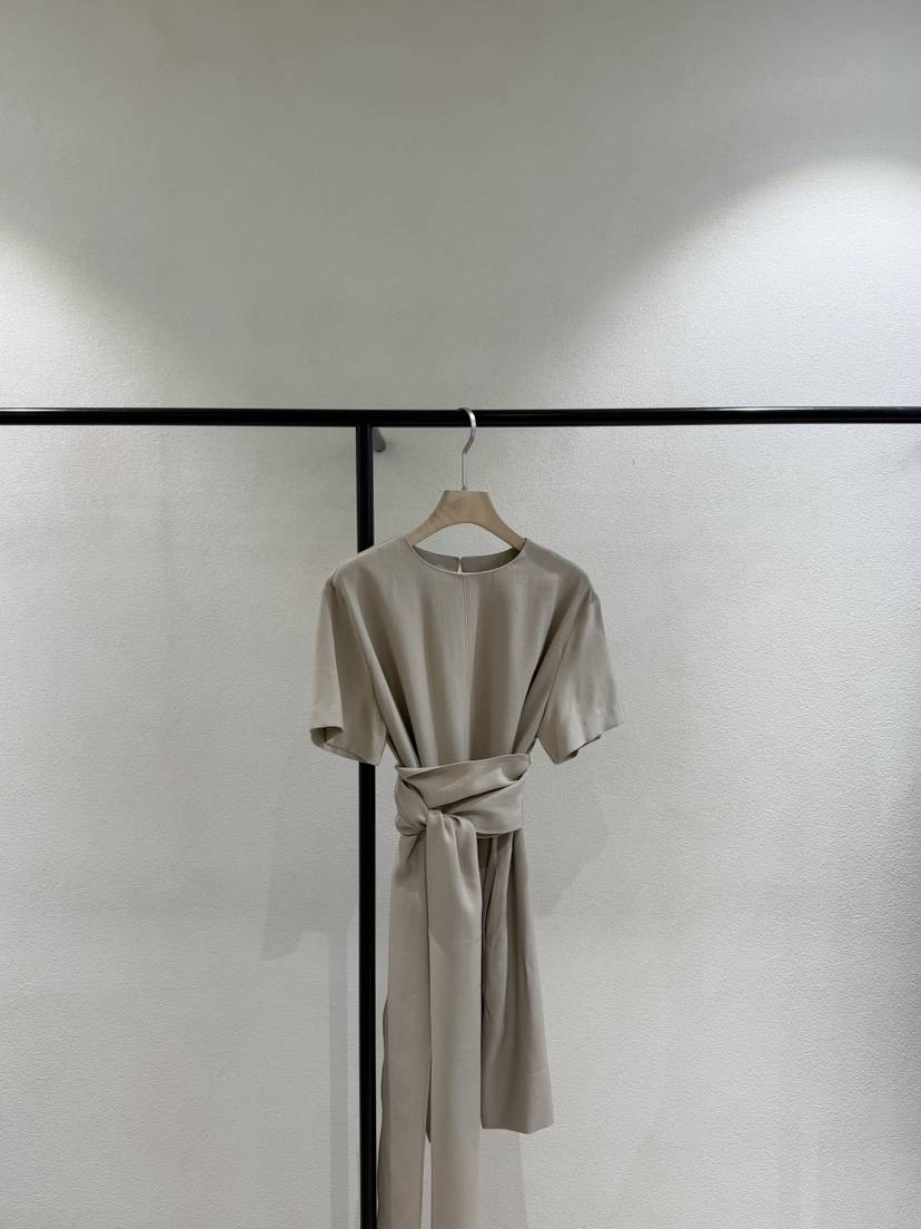 POSTMODERN韓國東大門代購女士新品26春夏推薦休閑連衣裙POSTMODERN連衣裙