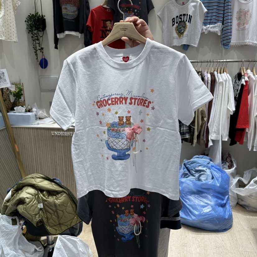 UNDERSTAR_VINTAGE東大門實拍女裝新品時尚熱賣T恤泰迪熊UNDERSTAR_VINTAGET恤