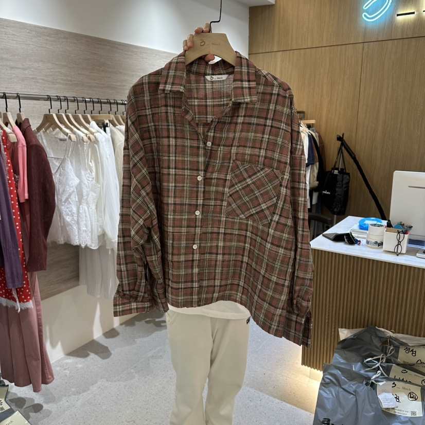 BISHOP/APOINT/3MARCH東大門實拍女裝新款熱賣襯衫蕾絲衫BISHOP/APOINT/3MARCH襯衫/蕾絲衫