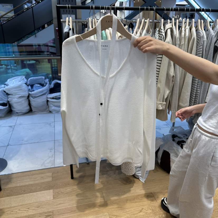 TARA韓國直郵女裝新款時尚推薦熱賣人氣真品針織衫含腰帶TARA針織衫