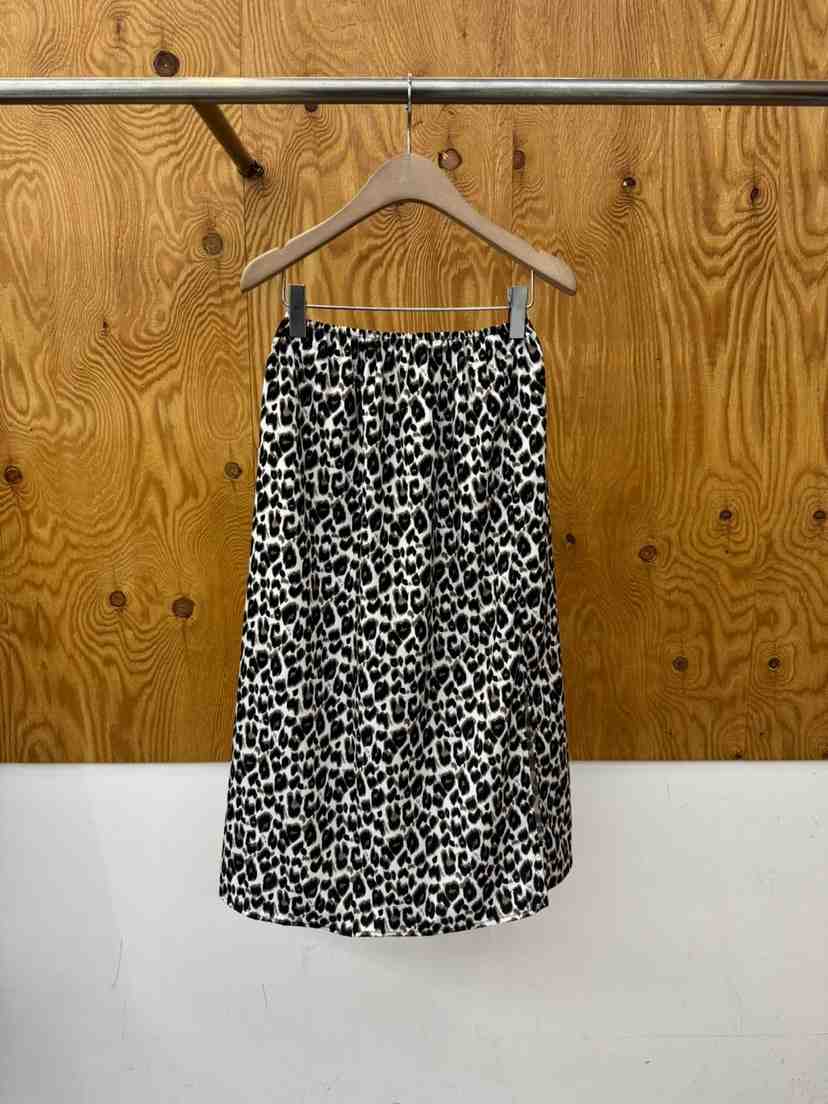 PROJECTVIEW韓國東大門直郵女裝新品推薦人氣26春夏職業長裙PROJECTVIEW長裙