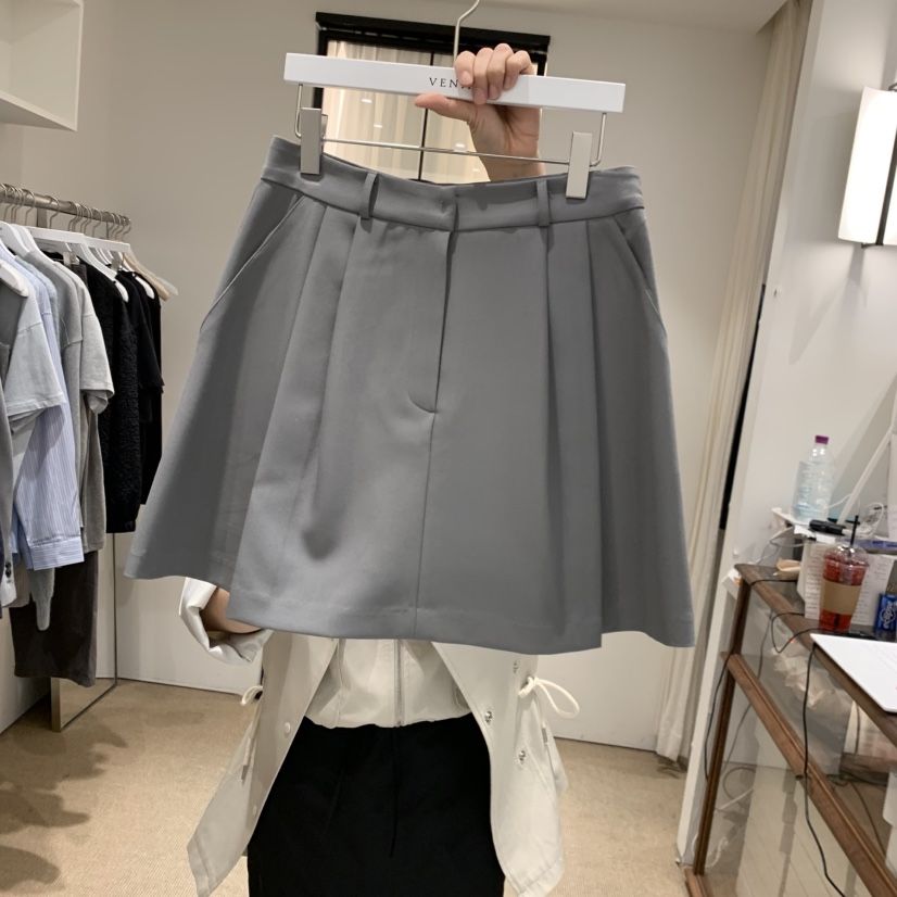 VENIR-a韓國東大門直郵女裝新品時尚休閑人氣推薦26春夏短裙VENIR-a短裙