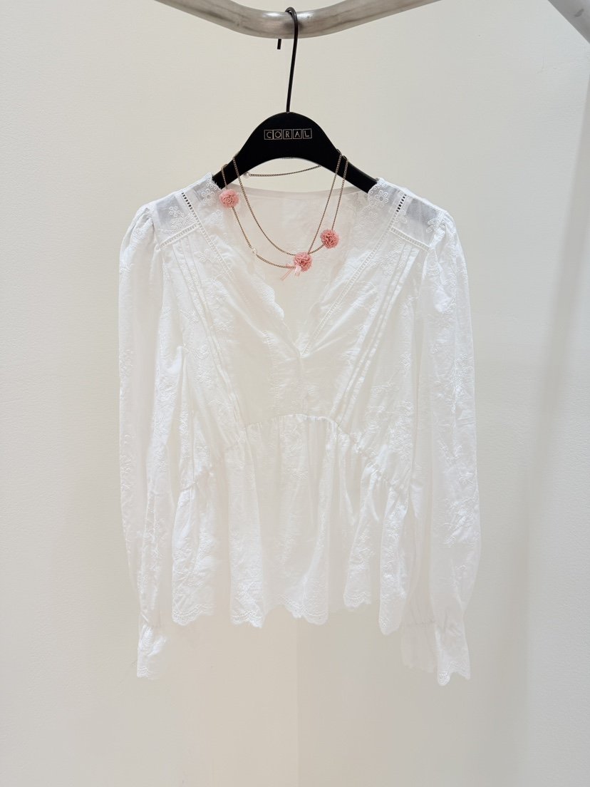 CORAL韓國代購女士新款職業熱賣人氣襯衫蕾絲衫不含項鏈刺繡CORAL襯衫/蕾絲衫