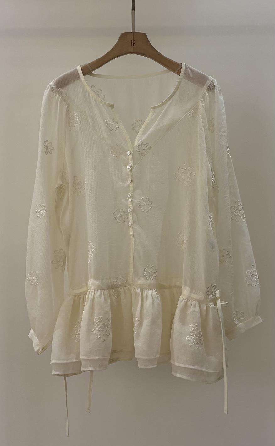 MUSHROOM-A韓國東大門直郵女裝新品職業人氣襯衫蕾絲衫刺繡MUSHROOM襯衫/蕾絲衫