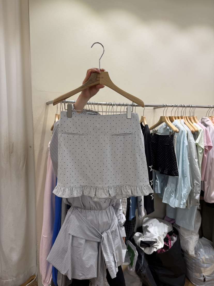 AUVERFIT韓國東大門代購女裝新品26春夏熱賣推薦短裙荷葉邊AUVERFIT短裙