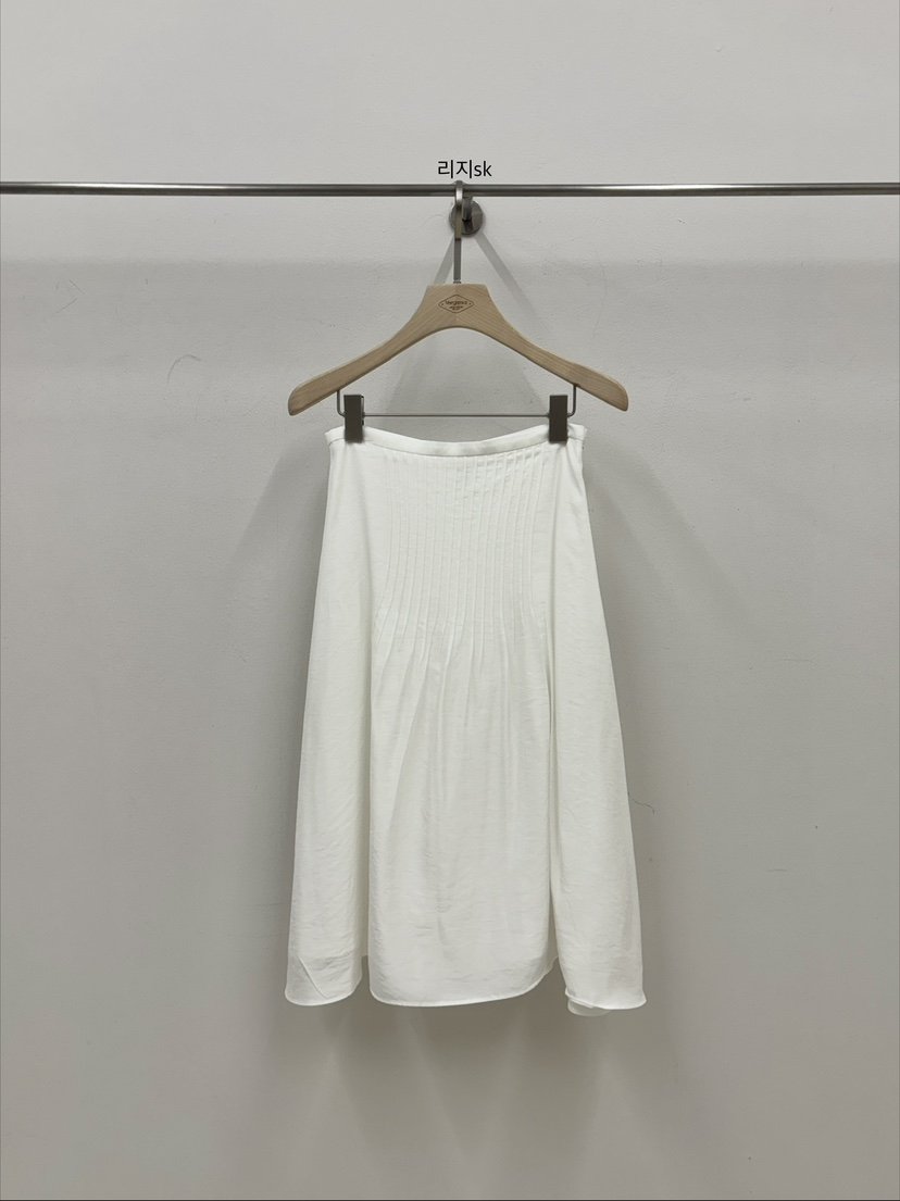 VERGAMOT韓國直郵實拍女裝新品推薦職業熱賣半身裙中短裙VERGAMOT半身裙/中短裙