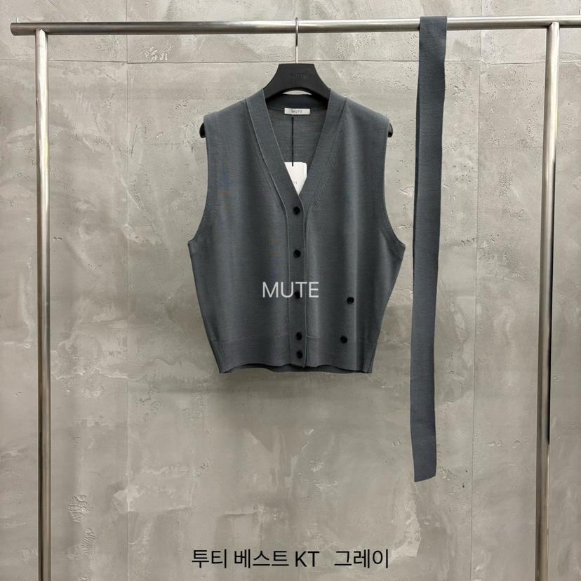 MUTE-P韓國直郵實拍女裝新款職業推薦人氣時尚馬甲含圍巾MUTE馬甲