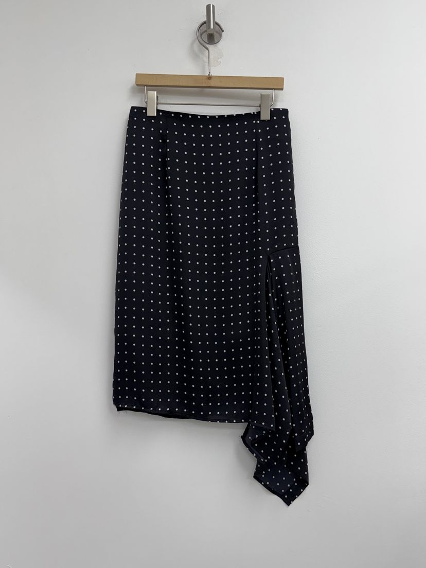 YIKHO STYLE韓國直郵實拍女裝新品26春夏半身裙中短裙不對稱YIKHO STYLE半身裙/中短裙