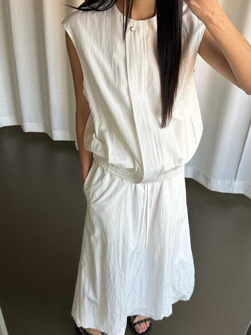 LE VASE韓國直郵實拍女裝新款休閑26春夏熱賣職業人氣馬甲LE VASE馬甲