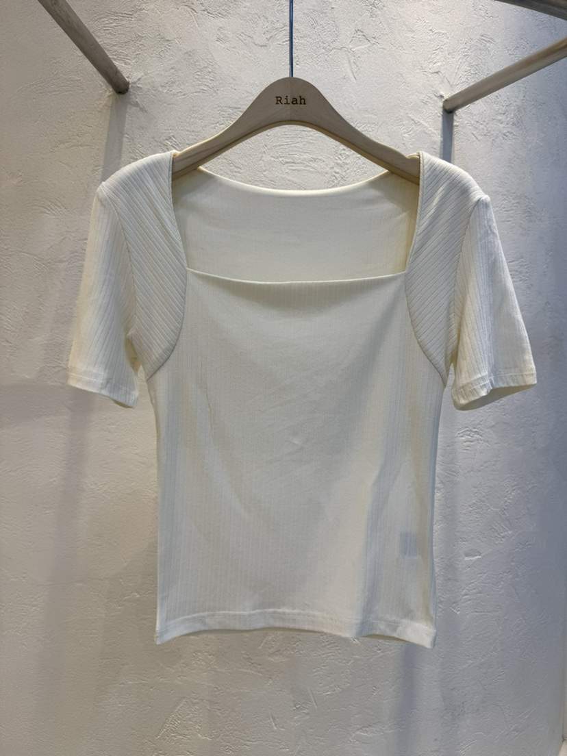 RIAH韓國代購女士新款熱賣人氣真品職業26春夏推薦時尚T恤RIAHT恤