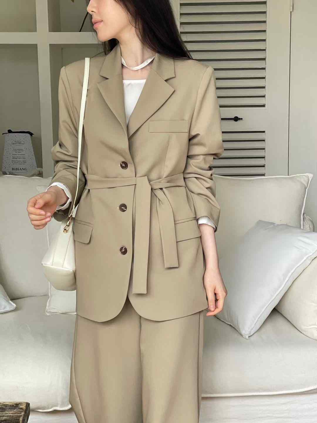 PLACE韓國直郵女裝新品熱賣人氣時尚職業推薦真品夾克含腰帶PLACE夾克