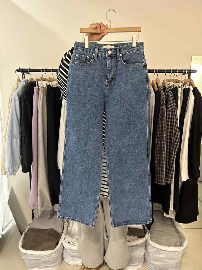 AS THOUGHT東大門直郵女裝新款熱賣人氣推薦職業休閑牛仔褲AS THOUGHT牛仔褲