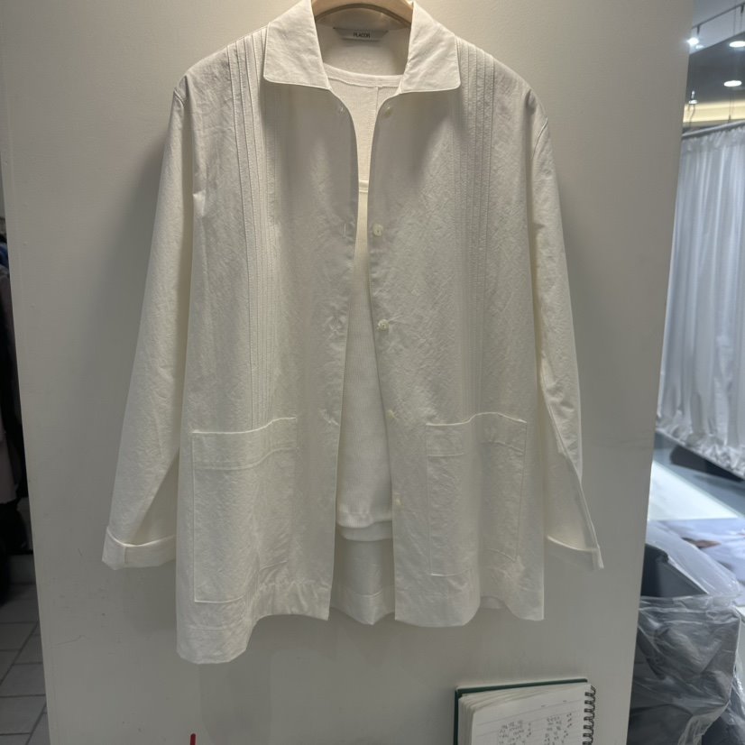 REGULARLY/PLACOR韓國直郵女士新款推薦襯衫蕾絲衫口袋褶裥REGULARLY/PLACOR襯衫/蕾絲衫