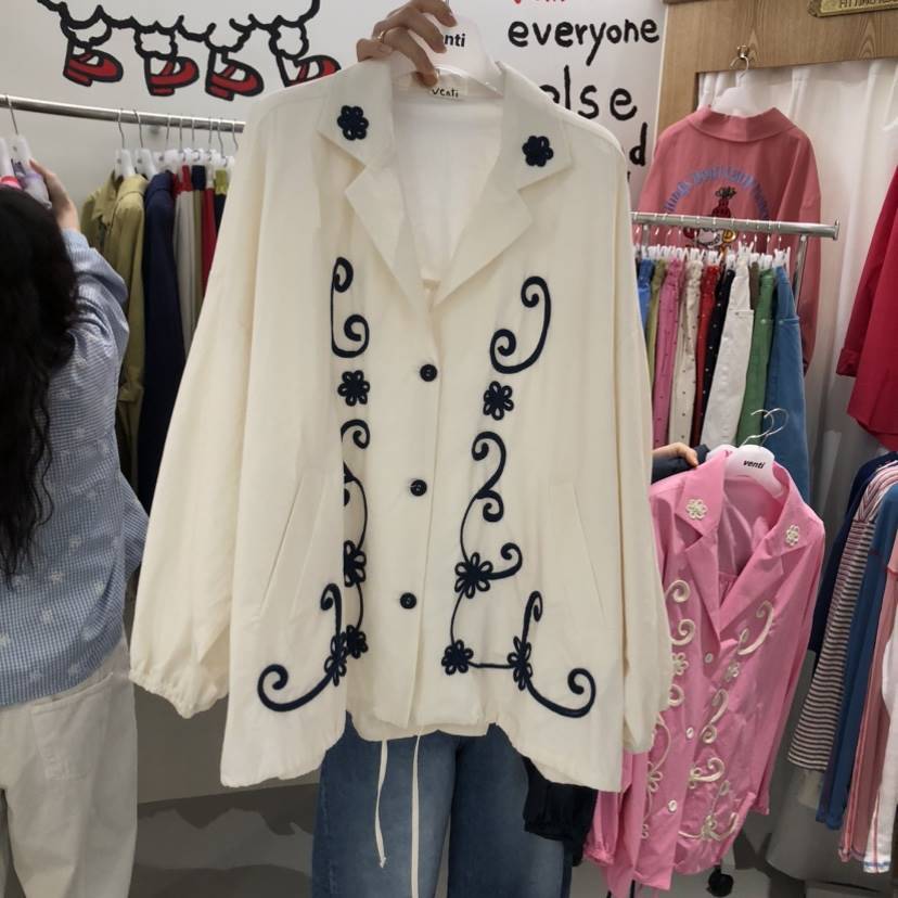 VENTI東大門代購女裝新款真品時尚熱賣人氣襯衫蕾絲衫刺繡VENTI襯衫/蕾絲衫