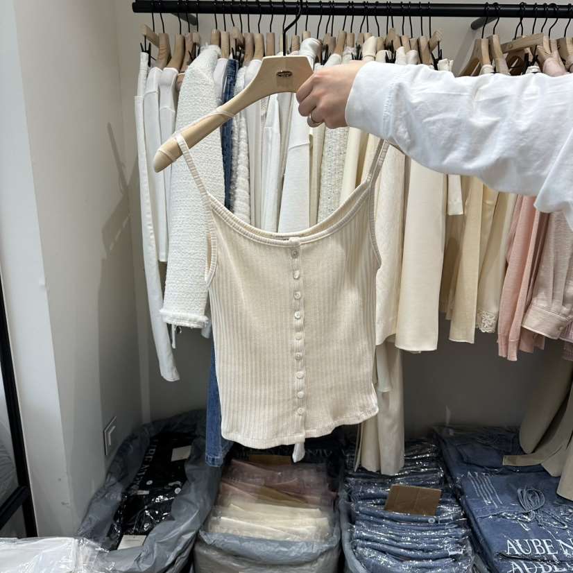 aube nunt東大門直郵女裝新品職業熱賣真品推薦吊帶背心aube nunt吊帶/背心