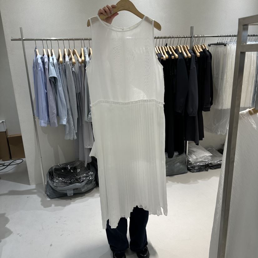 OVU韓國直郵女士新款熱賣推薦26春夏休閑真品時尚職業連衣裙OVU連衣裙