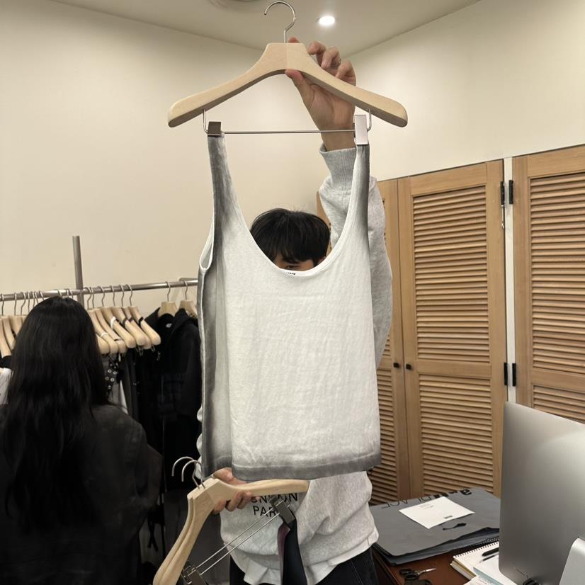 NUT東大門直郵女士新款推薦人氣職業熱賣時尚休閑吊帶背心NUT吊帶/背心