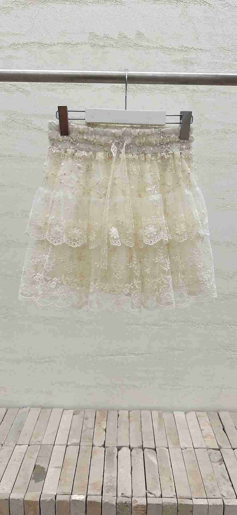 YARD韓國直郵女裝新品推薦時尚休閑人氣職業26春夏短裙刺繡YARD短裙