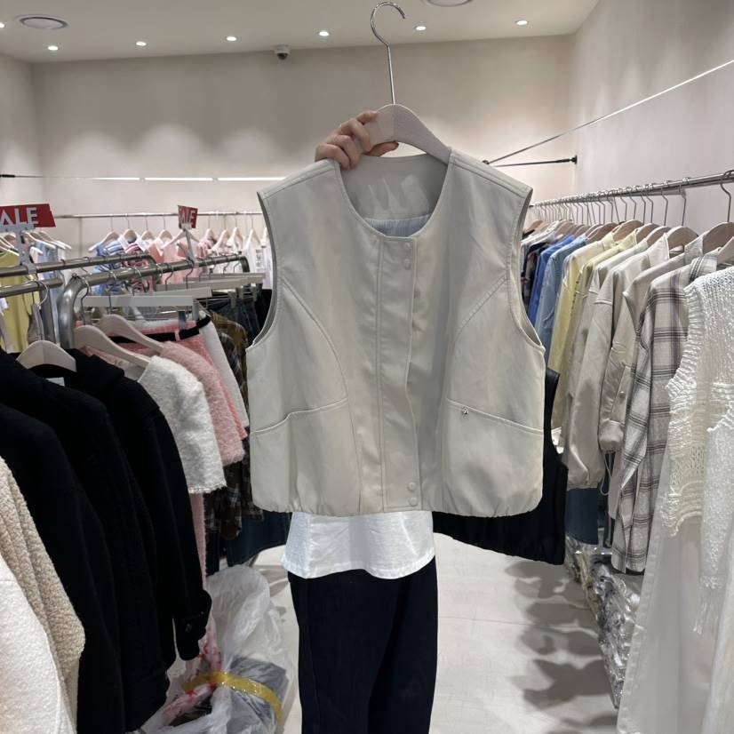 Color B韓國代購女裝新款休閑時尚人氣職業推薦熱賣馬甲Color B馬甲