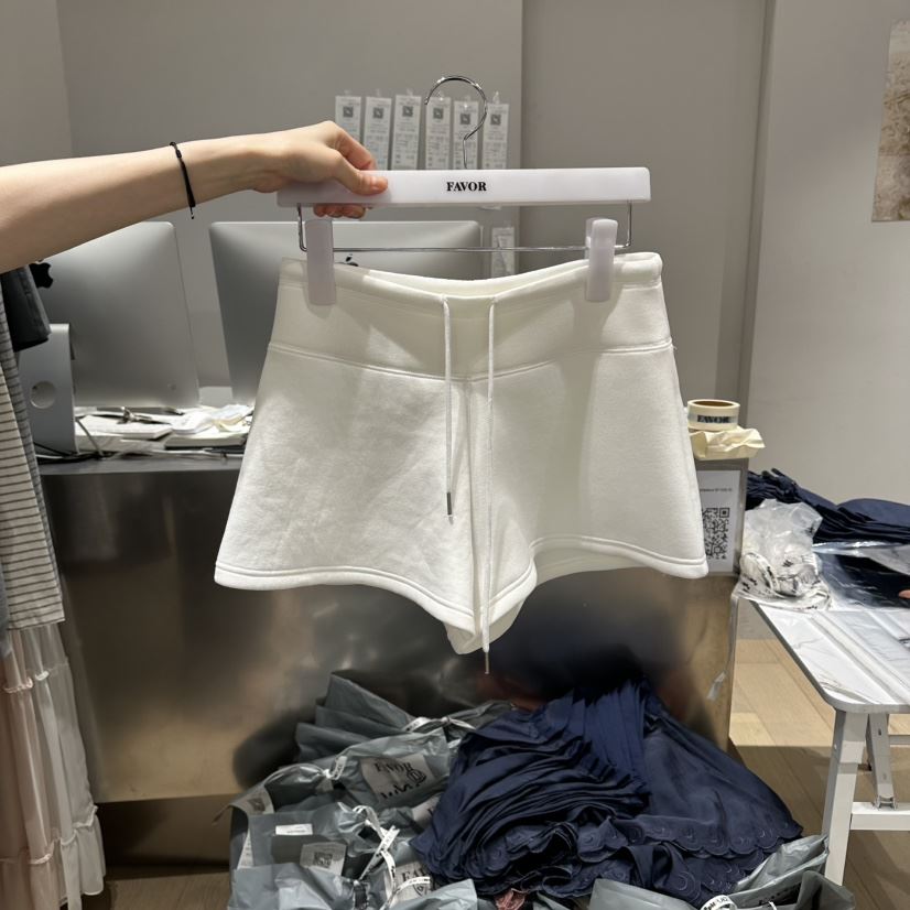 FAVOR-P東大門直郵女士新款時尚真品熱賣職業休閑推薦短褲FAVOR-P短褲