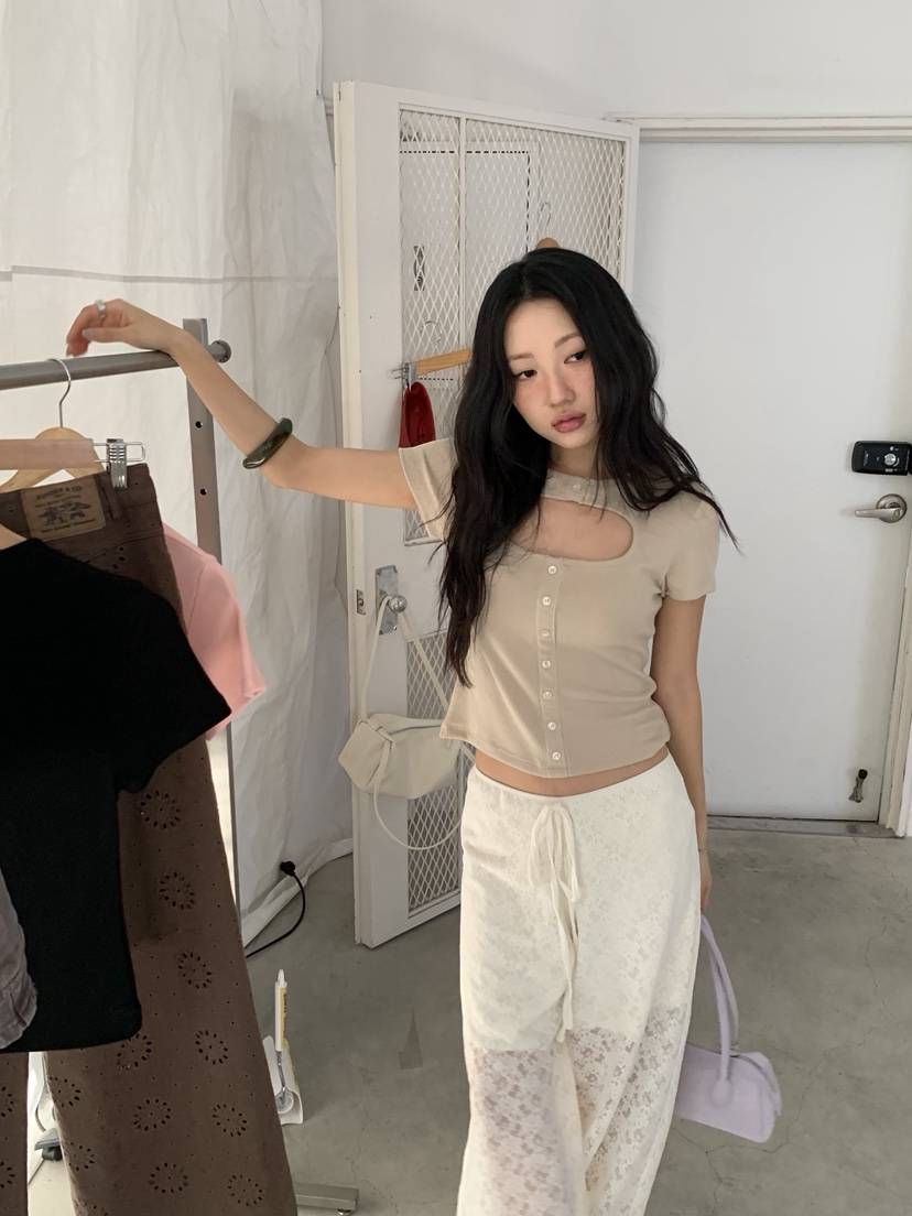 SUNDER MARKET韓國代購女士新款26春夏職業熱賣人氣T恤紐扣SUNDER MARKETT恤