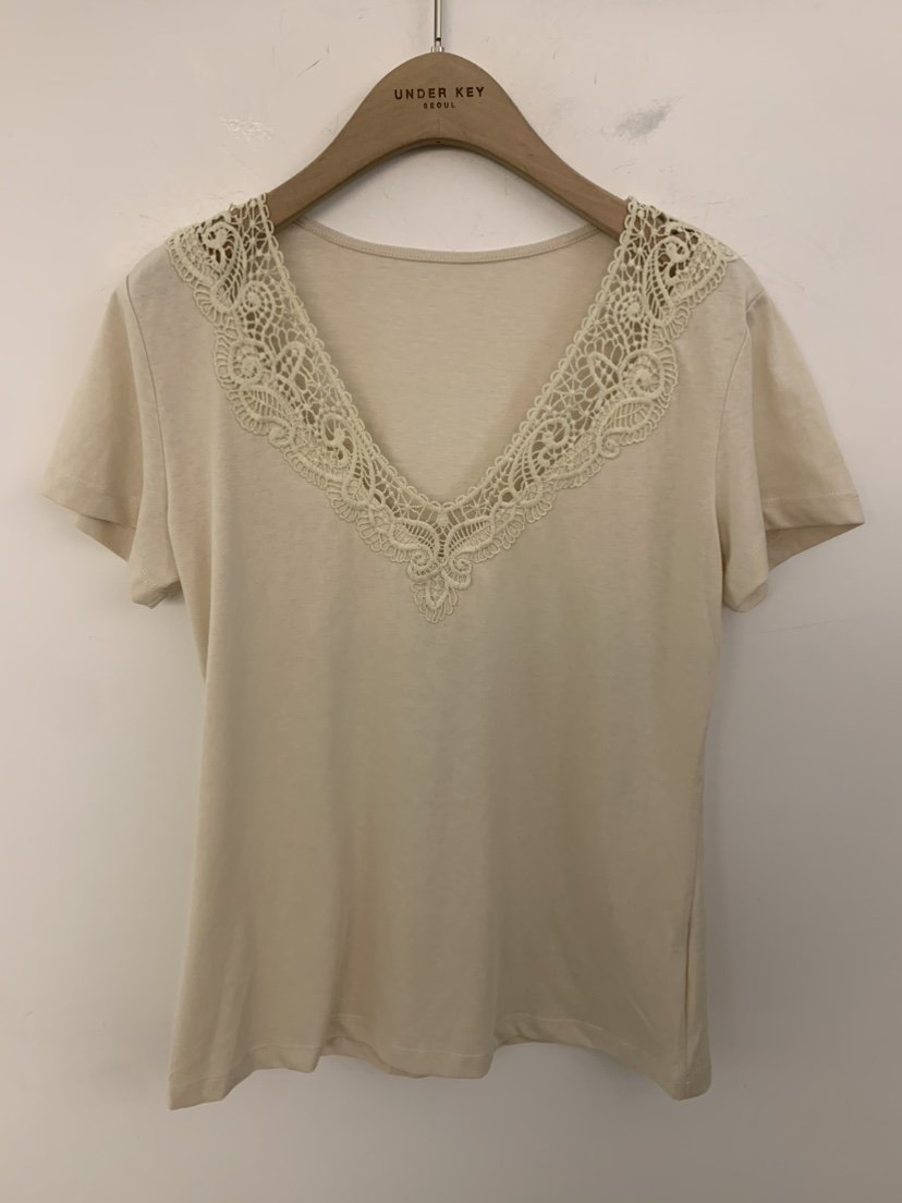 UNDER KEY韓國代購女士新款推薦人氣熱賣26春夏T恤蕾絲絲綢UNDER KEYT恤