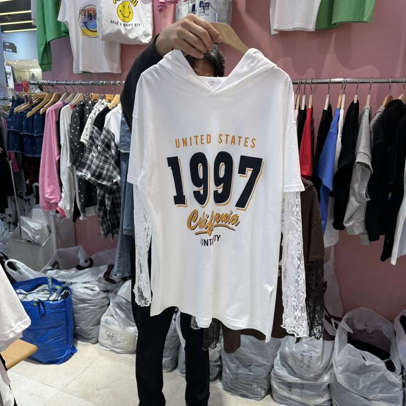 K STORY東大門實拍女裝新品真品推薦人氣長袖T恤假兩件兜帽K STORY長袖T恤