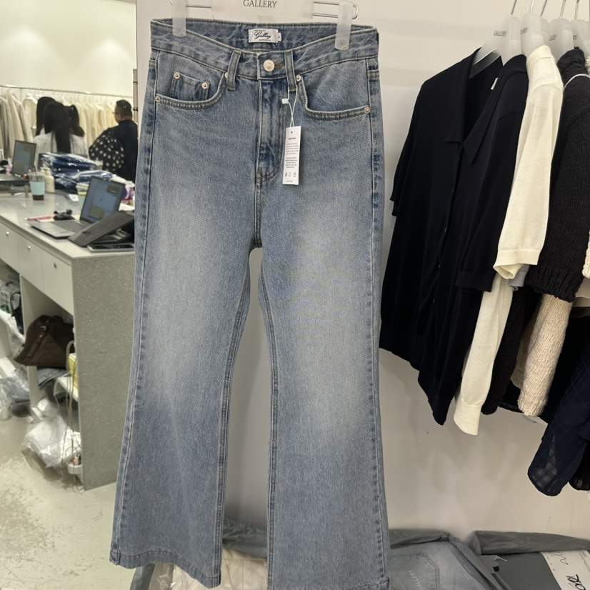 GALLERY-P韓國直郵女士新款26春夏時尚職業真品牛仔褲喇叭GALLERY-P牛仔褲