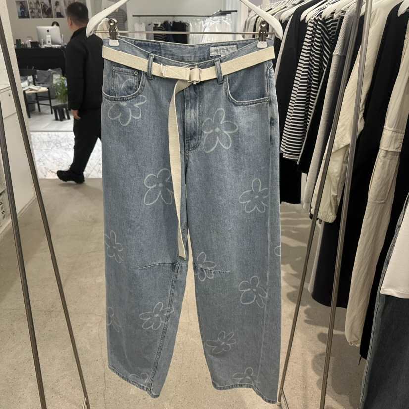 MARAN-P韓國直郵女裝新款人氣真品職業牛仔褲不含腰帶花朵MARAN牛仔褲