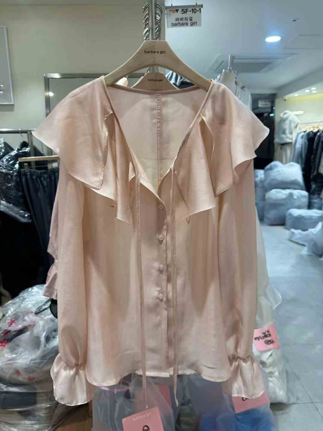 BARBARA GIRL韓國代購女士新款時尚襯衫蕾絲衫荷葉邊天絲BARBARA GIRL襯衫/蕾絲衫