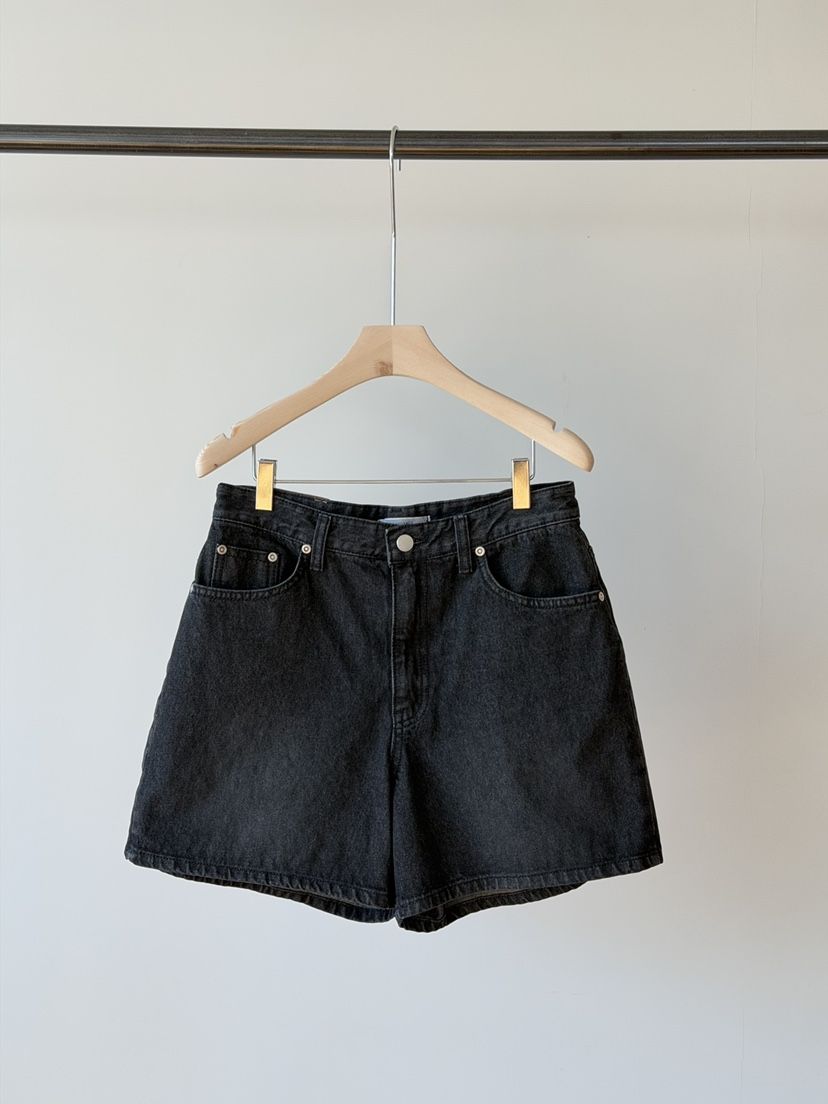 AMY GRACE-A韓國直郵實拍女裝新款人氣職業休閑熱賣短褲AMY GRACE-A短褲