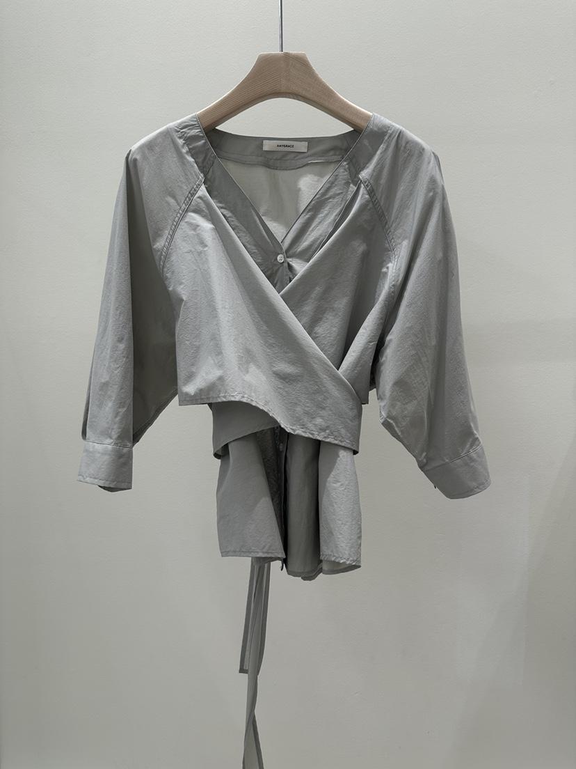 AMY GRACE-A韓國直郵實拍女裝新款人氣推薦時尚襯衫蕾絲衫AMY GRACE-A襯衫/蕾絲衫