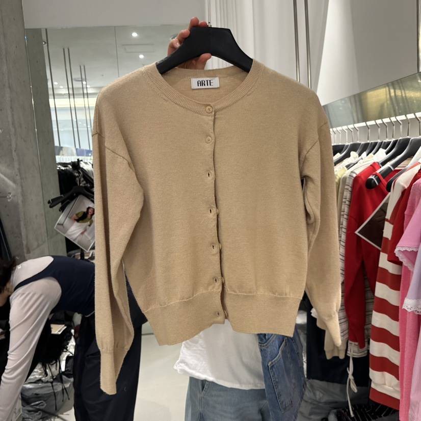 ARTE STUDIO/ATTENTION EDITORIAL韓國東大門直郵女士新品職業針織衫不含內搭ARTE STUDIO/ATTENTION EDITORIAL針織衫