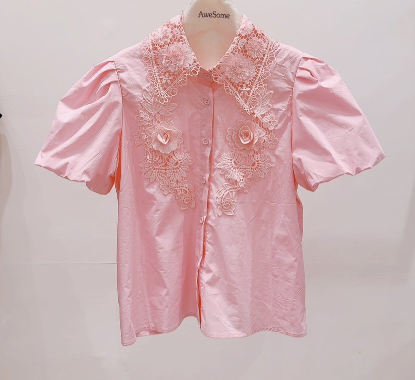 AWESOME-P韓國東大門直郵女士新款休閑襯衫蕾絲衫泡泡袖花朵AWESOME-P襯衫/蕾絲衫