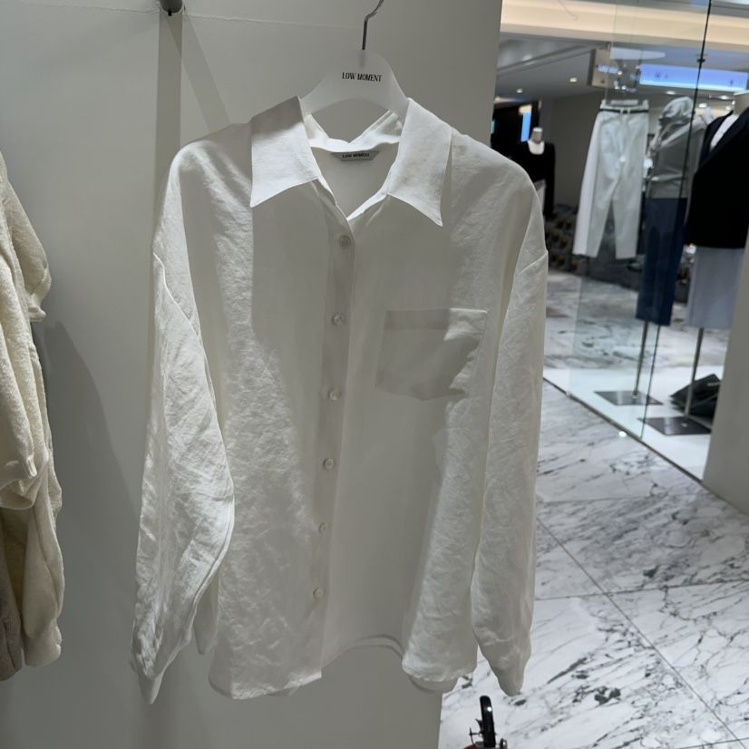 LOW MOMENT韓國直郵女士新款人氣襯衫蕾絲衫不含內搭亞麻布LOW MOMENT襯衫/蕾絲衫