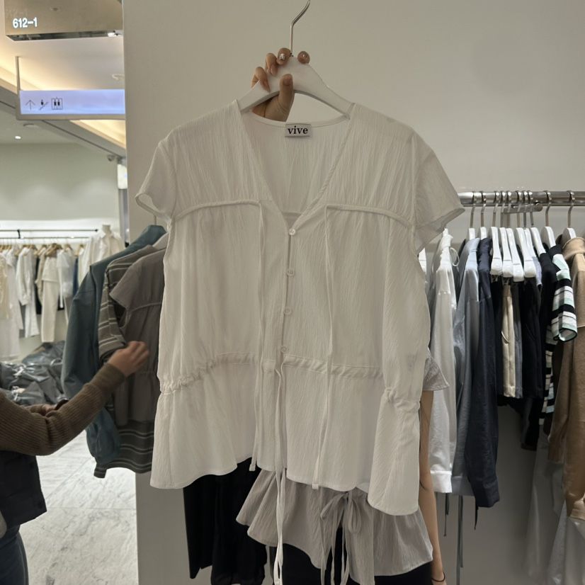 VIVE韓國直郵實拍女裝新款人氣26春夏熱賣時尚襯衫蕾絲衫VIVE襯衫/蕾絲衫