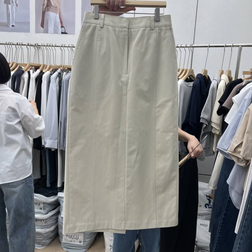 MOI-A韓國直郵實拍女裝新品人氣推薦熱賣職業時尚長裙棉MOI-A長裙