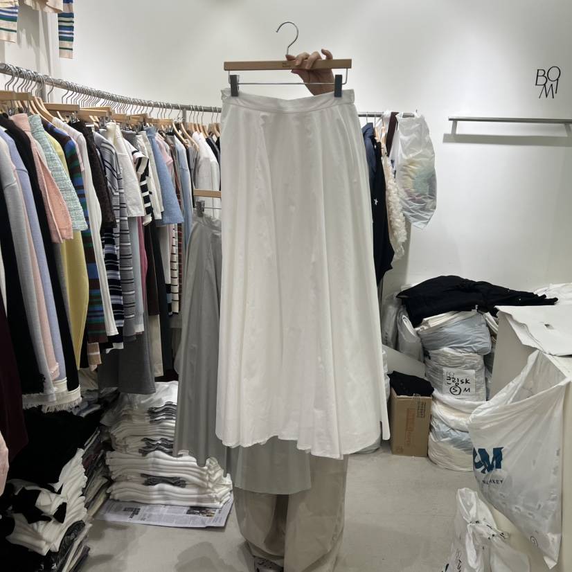 BY BOMI韓國直郵實拍女裝新款人氣熱賣職業推薦時尚長裙BY BOMI長裙