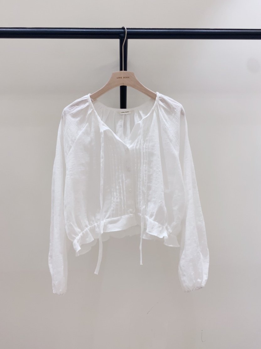 LOVE ROSIE韓國代購女士新款26春夏職業推薦襯衫蕾絲衫褶裥LOVE ROSIE襯衫/蕾絲衫