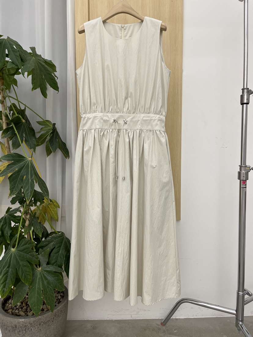 DARAK韓國東大門代購女裝新款推薦時尚26春夏職業人氣連衣裙DARAK連衣裙